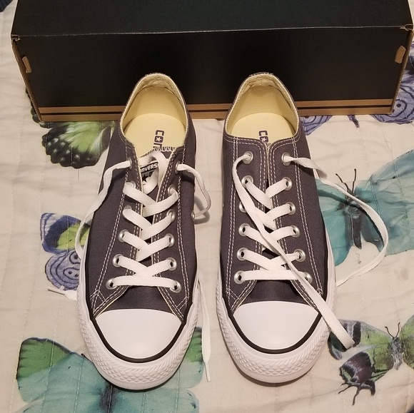 Grey converse ONLY WORN ONCE - Picture 3 of 8